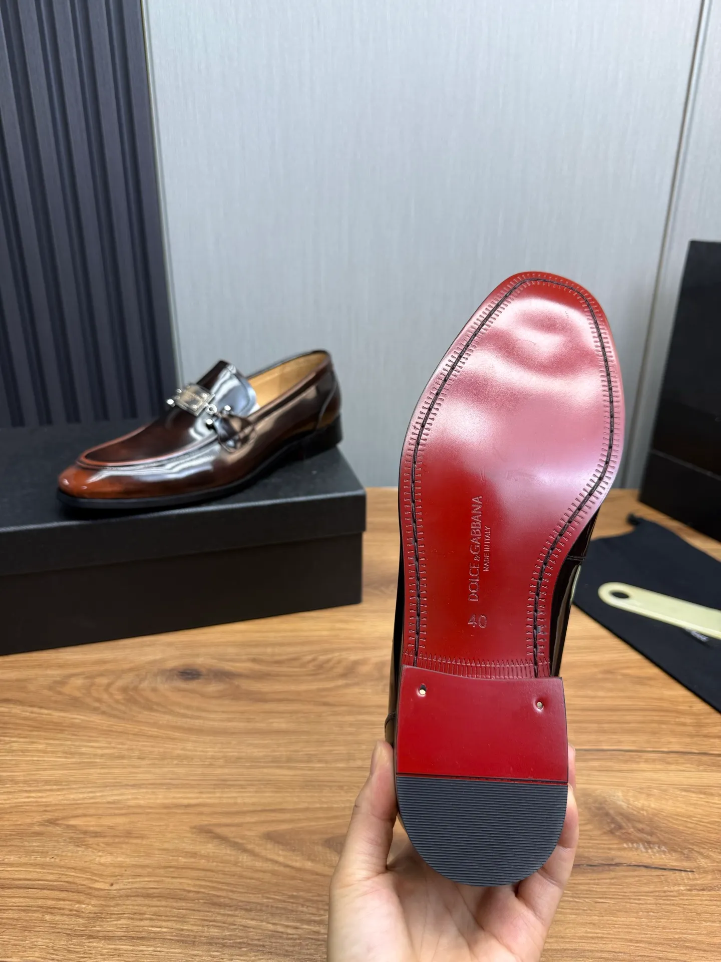 Factory price 520💰 Dolce&G .DG men's loafers👞 Classic and fashionable style, embellished with personalized DG logo. Imported cowhide, open-edge beaded cowhide, cowhide lining, original non-slip and wear-resistant outsole Size: 39-44 (customized at 38.45)